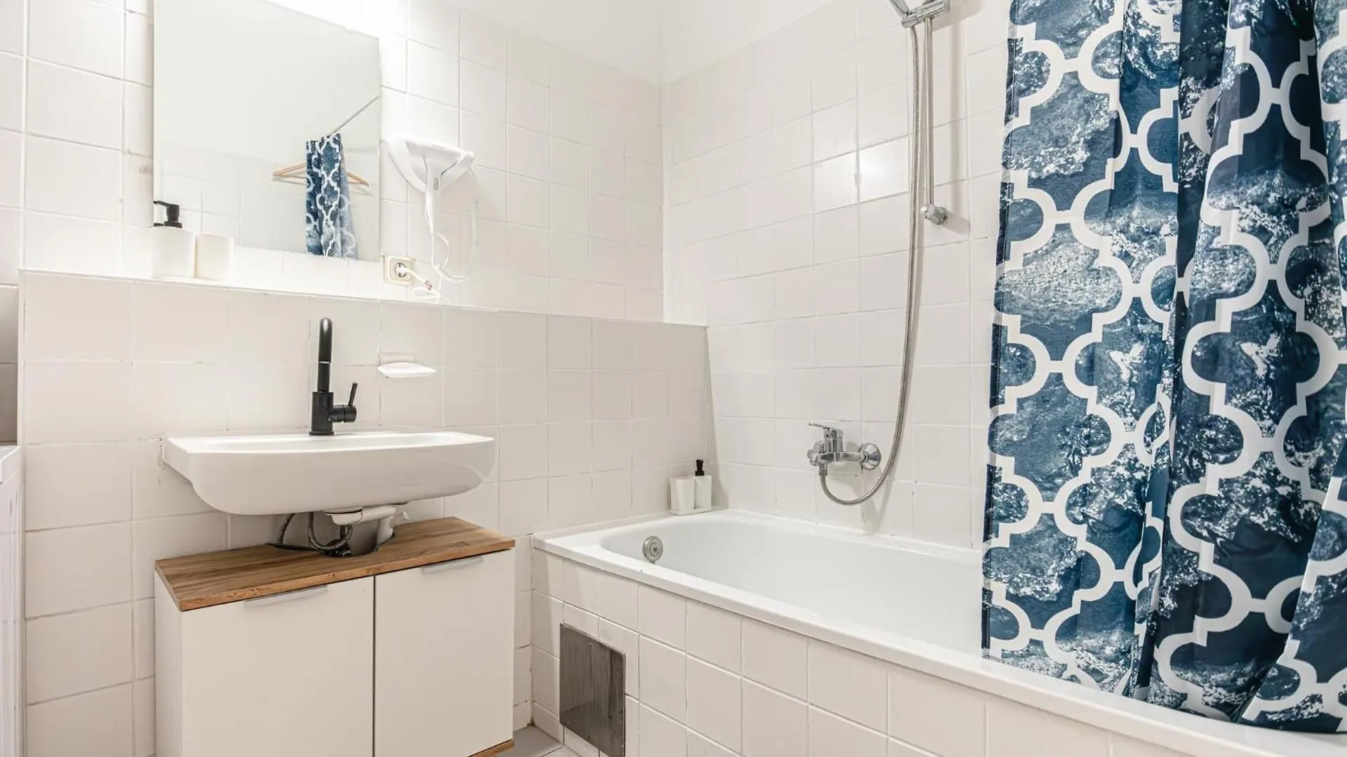 شقة Comfortable 2Br & 1Lr Apt In Central فيينا